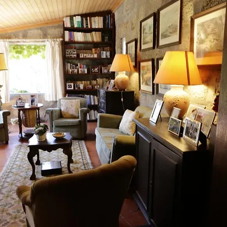 Casa Da Figueira Velha Holiday home Resende